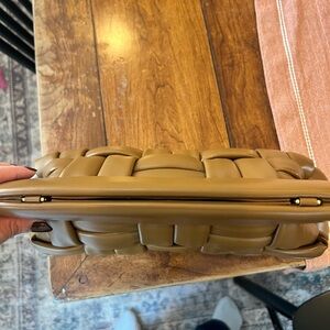 Themoire Bios Weaved Shoulder Bag